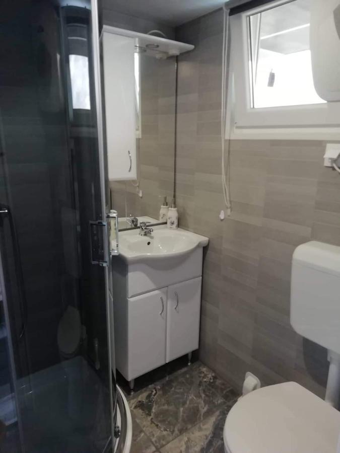 Koncer Uszohaz Apartment Abadszalok