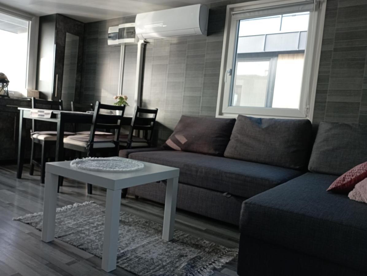 Apartment Koncer Uszohaz